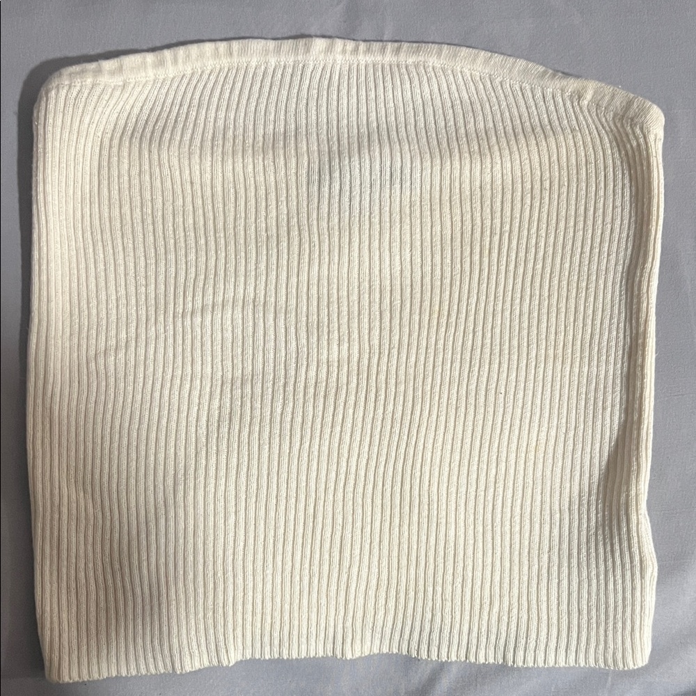 American Eagle Outfitters Off-White Ribbed Knit Top